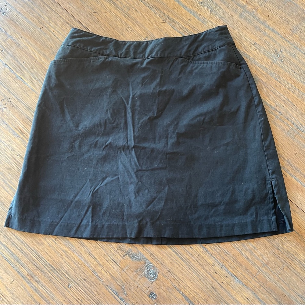 Ativa Golf size 6 black athletic skort